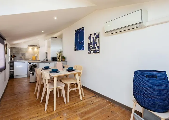 Le Nid Azure / Hypercentre *